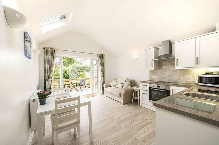 Holiday rental for 2 people, with terrace in Milford-on-Sea