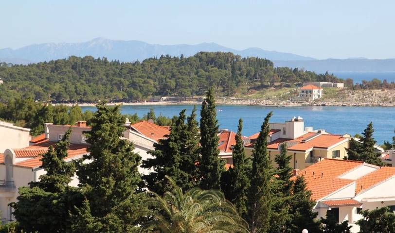 Maison d’hôte pour 3 personnes, avec jardin ainsi que piscine et vue à Makarska - 4