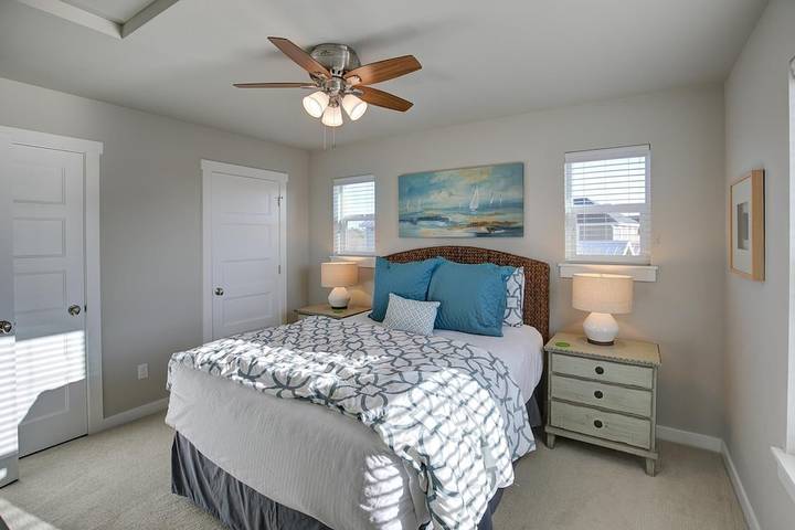 Vacation rental for 6 people, with hot tub, with pets in Ocean Shores