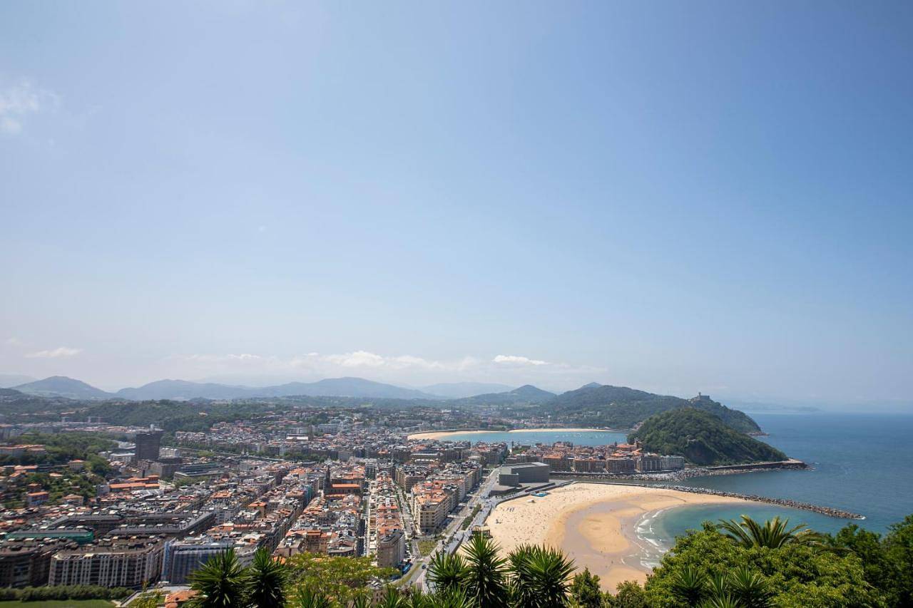 Amazing views over San Sebastian in a family cottage in Zurriola (San Sebastian), San Sebastián