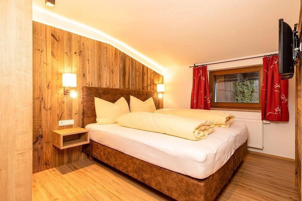 Ganze Wohnung, Appartement Edelweiss - Appartements Schrambacherhof in Achenkirch, Brandenberger Alpen