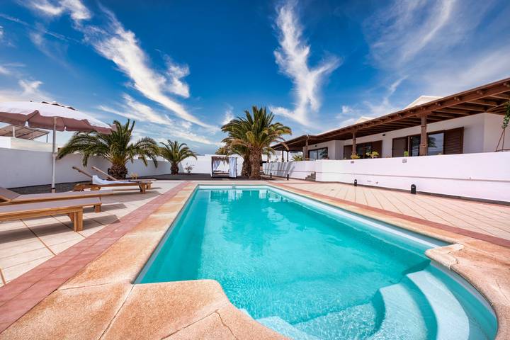 Villa - Casa Guayre in Puerto Calero, Yaiza