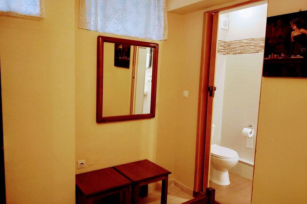 Ganze Wohnung, Retro Strandhaus in Eleftheroupoli, Kavala Region
