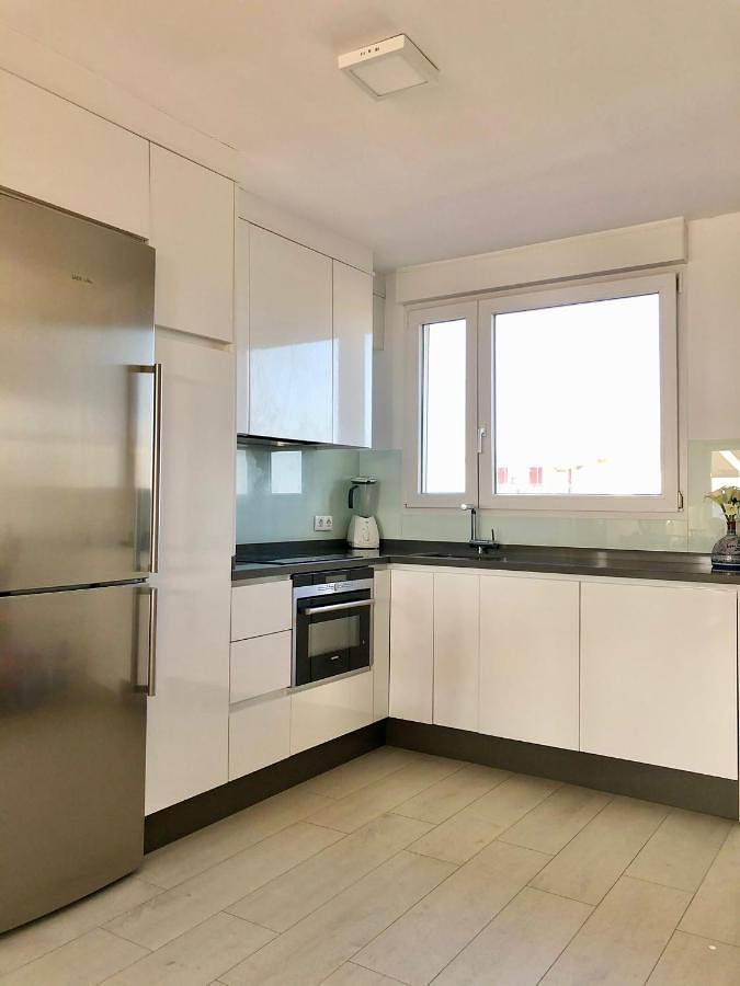 Apartamento inteiro, Ático con vistas al mar in Playa de Punta Umbría, Punta Umbría