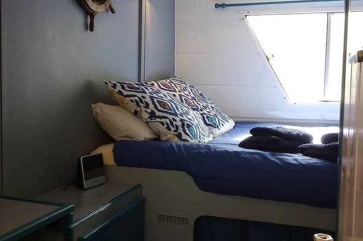 Péniche pour 4 personnes, avec terrasse et jardin dans Occitanie - 4