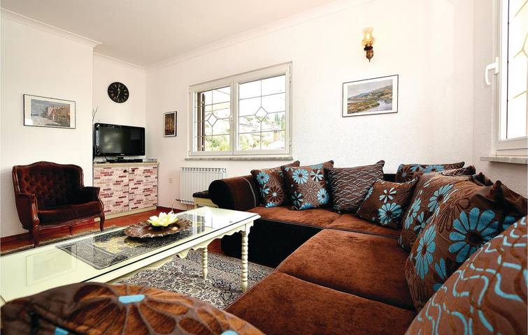 Gîte pour 6 personnes, avec piscine ainsi que sauna et terrasse, animaux acceptés à Portoroz - 4