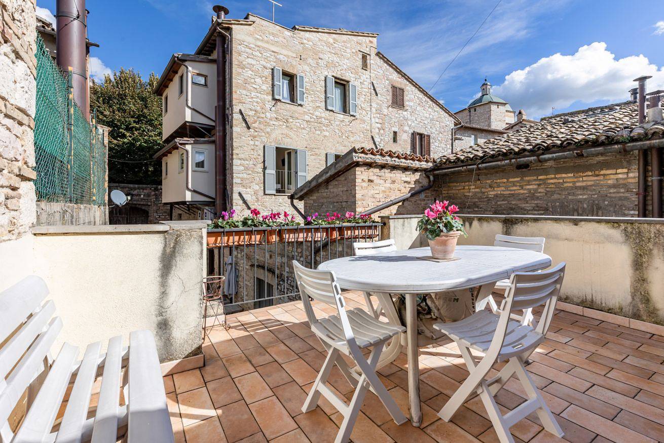 Apartamento entero, Le Finestre sul Corso Roomy Apartment with terrace in Asís, Provincia de Perugia