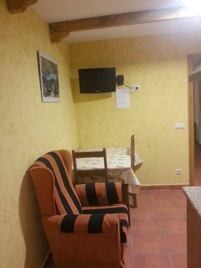 Apartamento de vacaciones para 2 personas, con terraza y piscina en Las Hurdes - 3