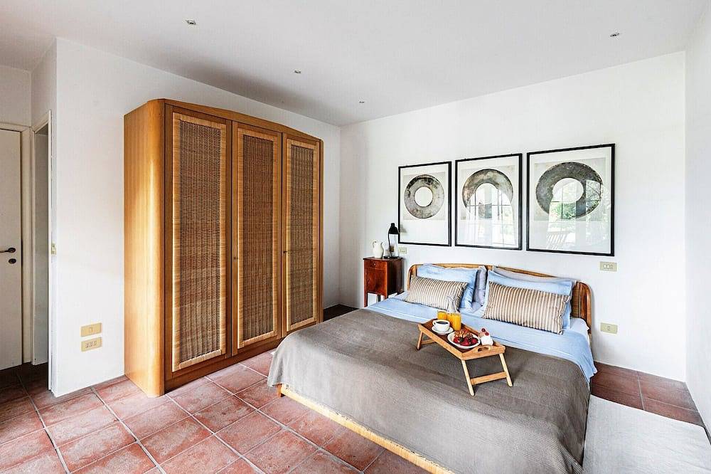 Villa Stefanie, mit privatem Pool und atemberaubender Aussicht in Padenghe sul Garda, Gardasee-Berge
