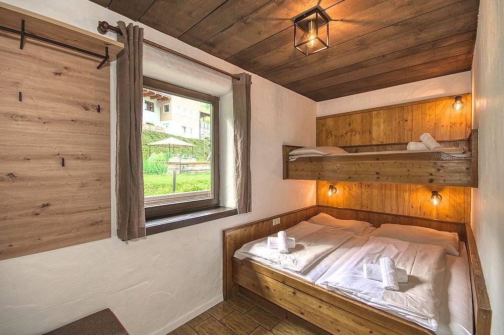 Ganze Wohnung, Gemütliche 2-Schlafzimmer-Wohnung mit sonnigem Balkon, Panoramablick über Kaprun in Kaprun, Pinzgau