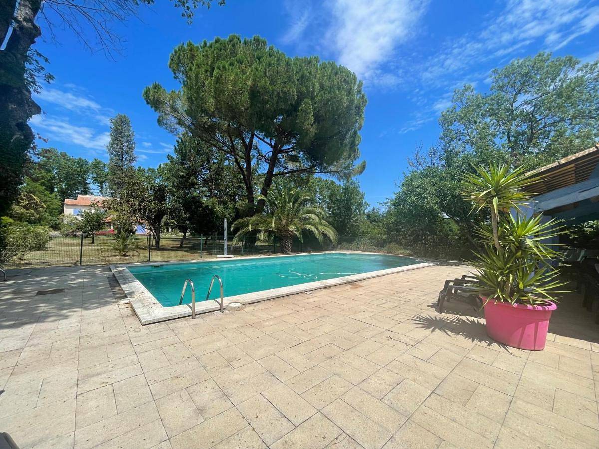Three-Bedroom House in Avignon, Vaucluse
