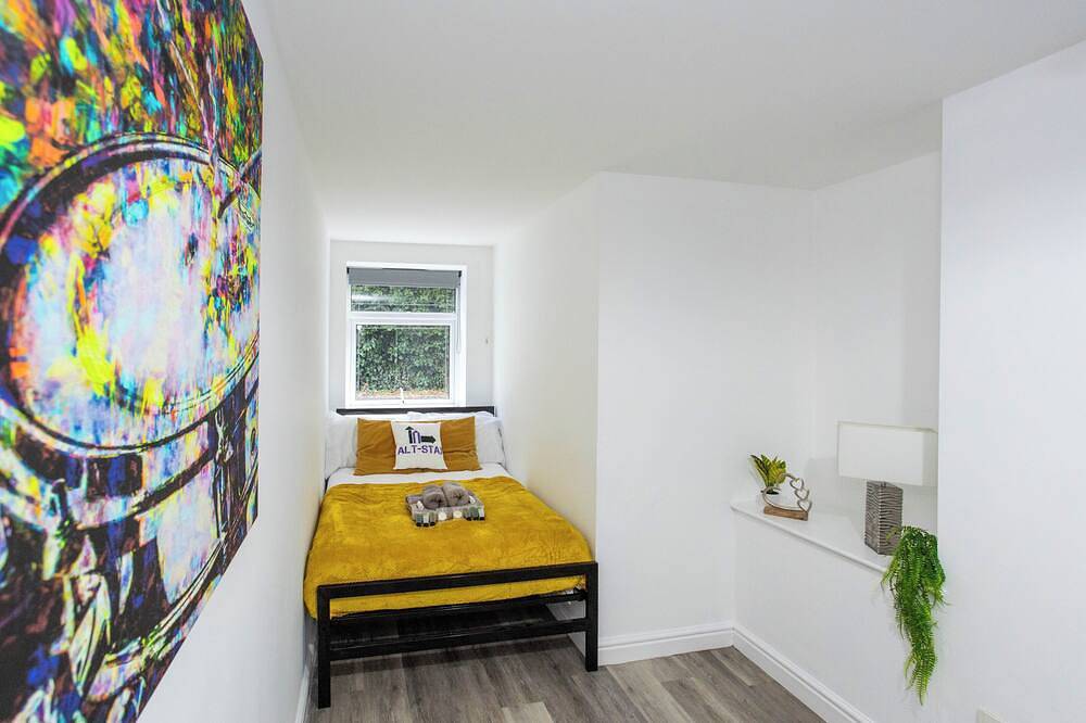 Entire apartment, Wakefield 4 Bed apartment in Wakefield, West Yorkshire