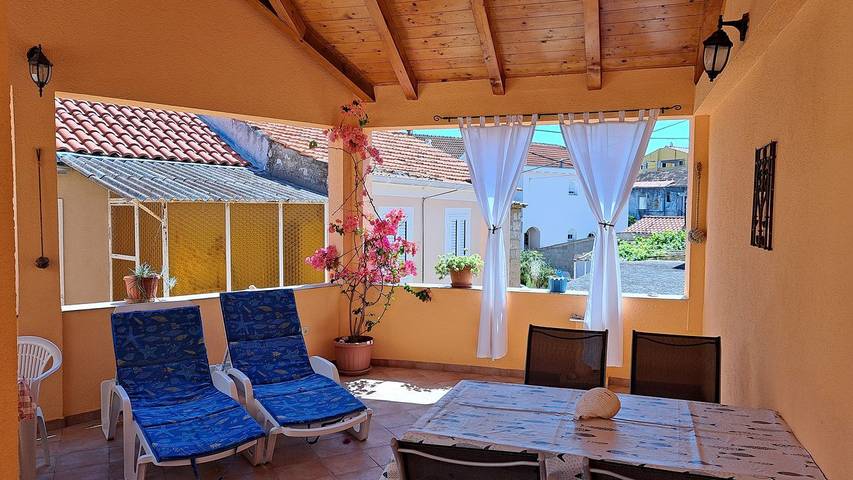 Ferienwohnung für 6 Personen, mit Terrasse