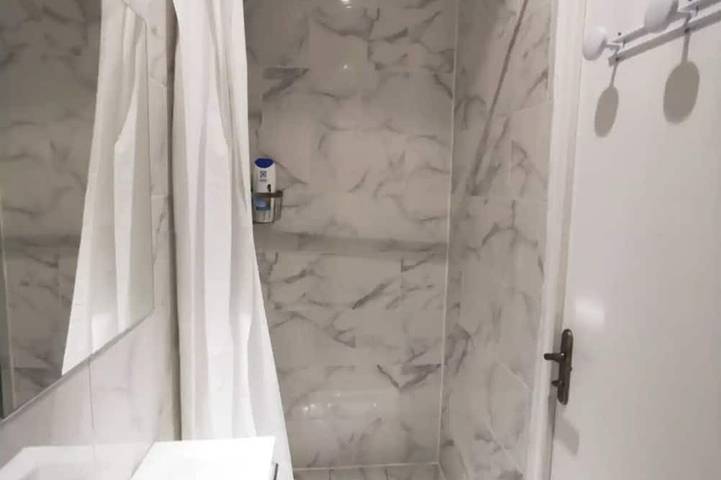 Gîte pour 2 personnes, avec terrasse à Bagnolet - 4