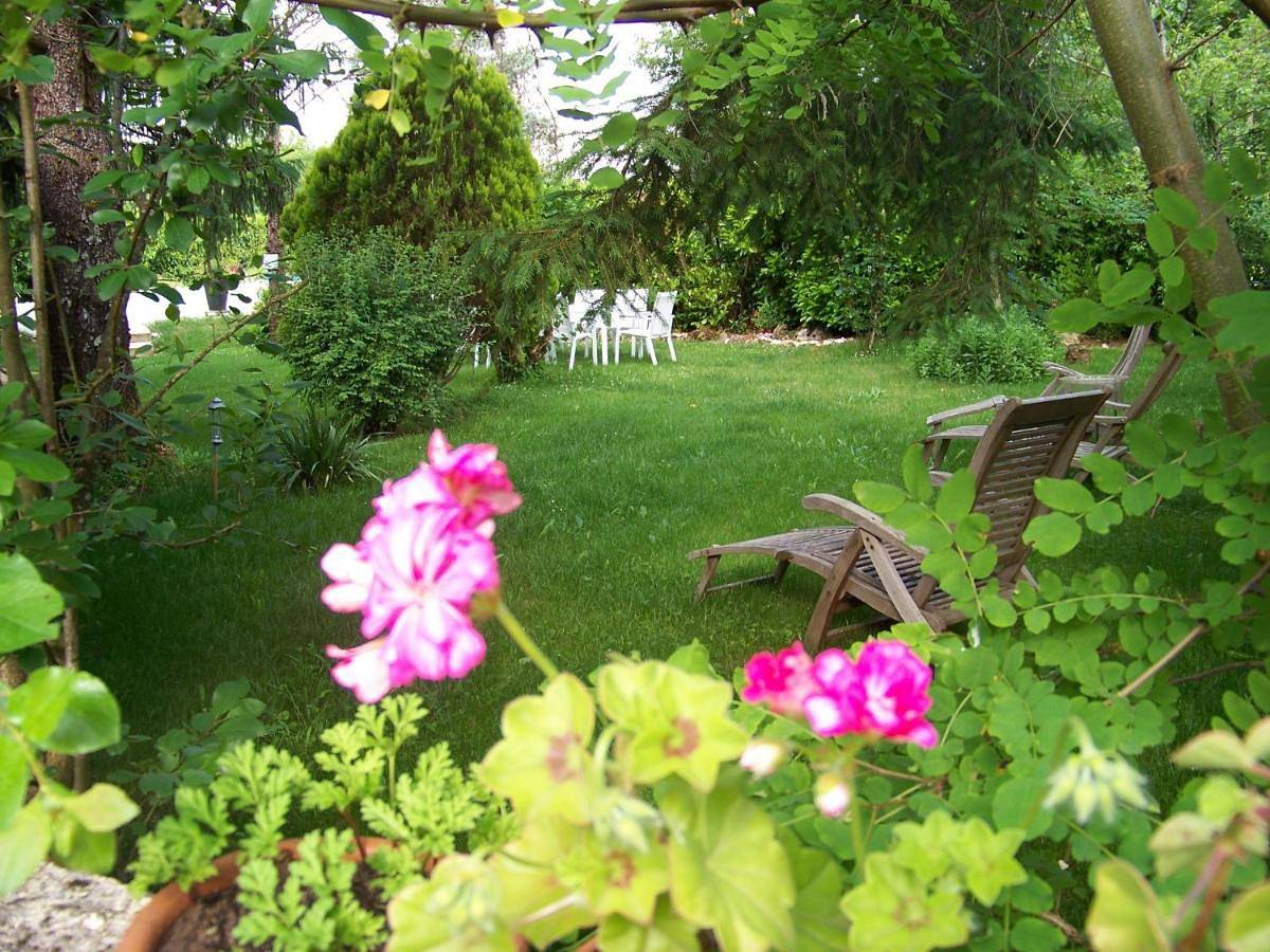 One-Bedroom Apartment in Saint-Antonin-Noble-Val, Quercy