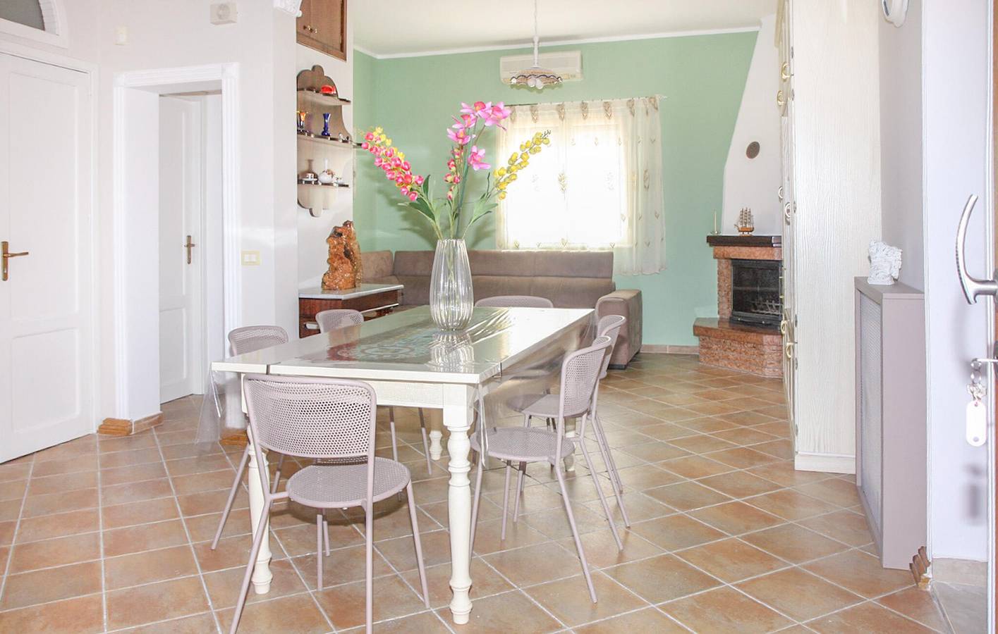 Acogedor apartamento con WiFi, aire acondicionado, aparcamiento, terraza y jardín - Cerca de la costa de Trabia in Trabia, Provincia de Palermo