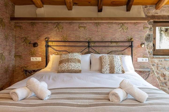 Exclusiva casa histórica en Besalú | A/C | Wi-fi in Besalú, Garrotxa