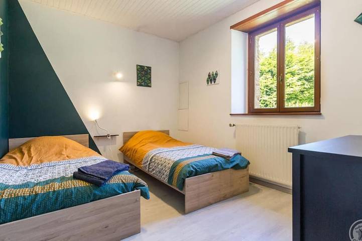 Gîte pour 15 personnes, avec sauna ainsi que jacuzzi et jardin, animaux acceptés à Saint-Brice-de-Landelles - 2