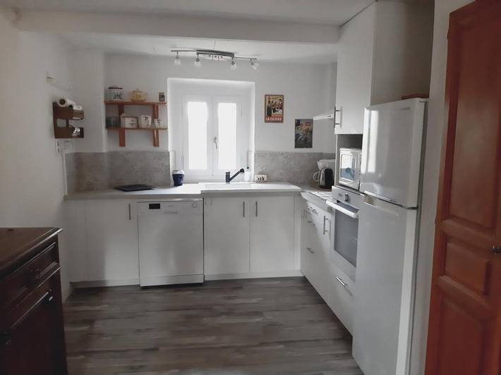 Location de vacances pour 8 personnes, avec jardin et vue, animaux acceptés à Châteauneuf-de-Bordette - 4