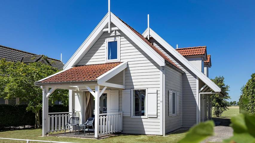 Ferienhaus für 6 Personen, mit Pool und Garten in Bruinisse