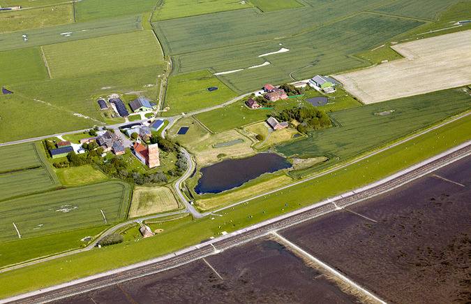 Entire holiday apartment, Ferienwohnung Deichblick **** in Pellworm, North Frisian Islands