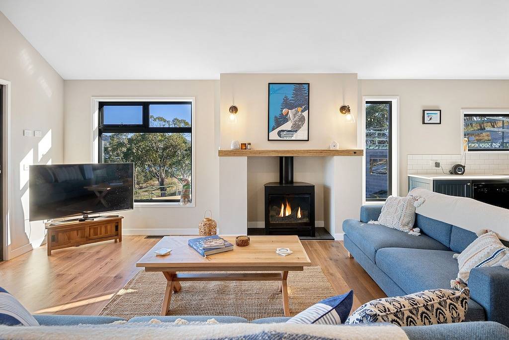 Mountain bike in & out, off Rainbow drive, on lake in East Jindabyne, New South Wales