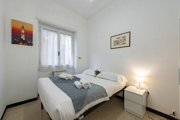 Gîte pour 8 personnes, avec balcon à Gênes - 4