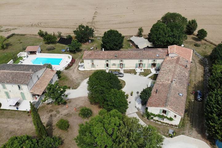 Location de vacances pour 7 personnes à Saint-Pierre-d'Amilly