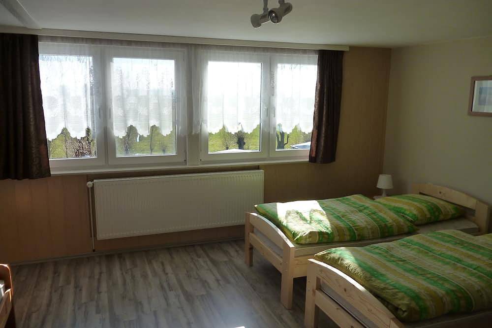 Ganze Wohnung, In ruhiger ländlicher Lage- Erholung direkt an Deich und Wasser in Jade, Wesermarsch