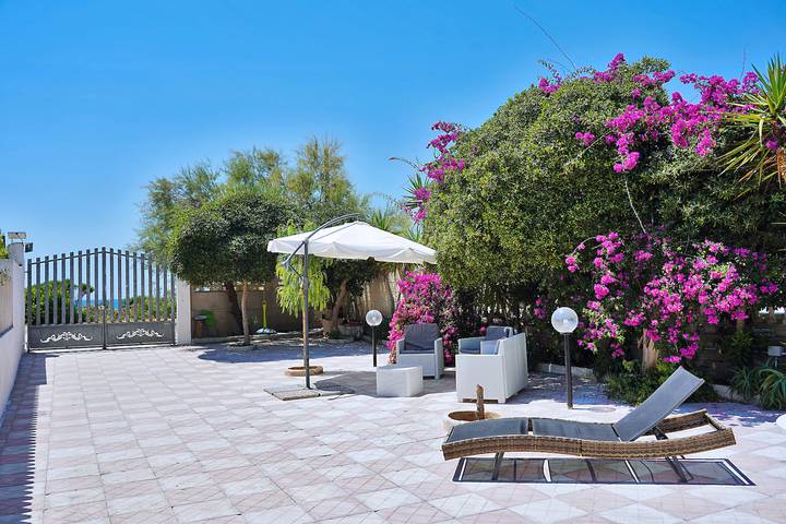 Ferienhaus für 12 Personen, mit Garten, mit Haustier in Specchiarica - 2