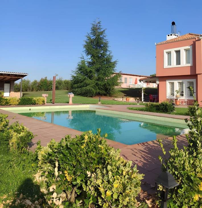 Villa Avra - Private Garden & Pool Oasis in Drama in Ostmakedonien und Thrakien
