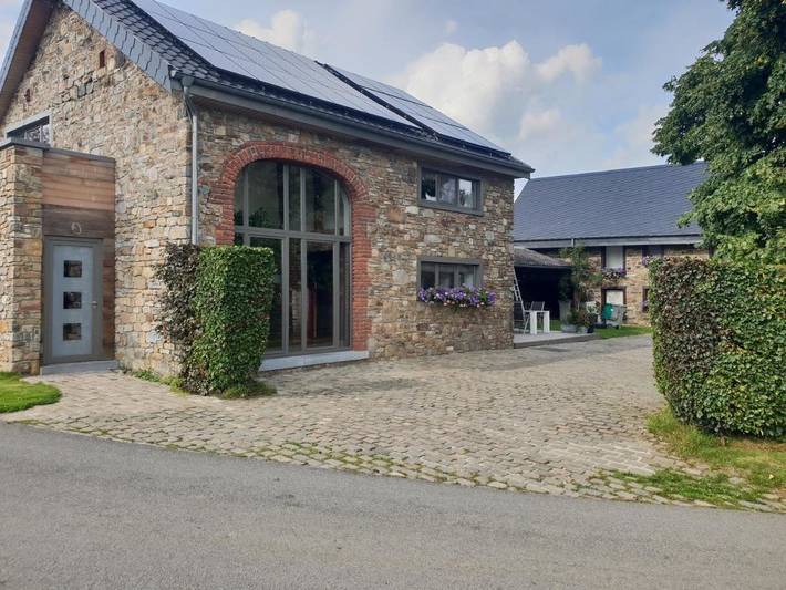 Ferienhaus für 4 Personen, mit Ausblick und Garten