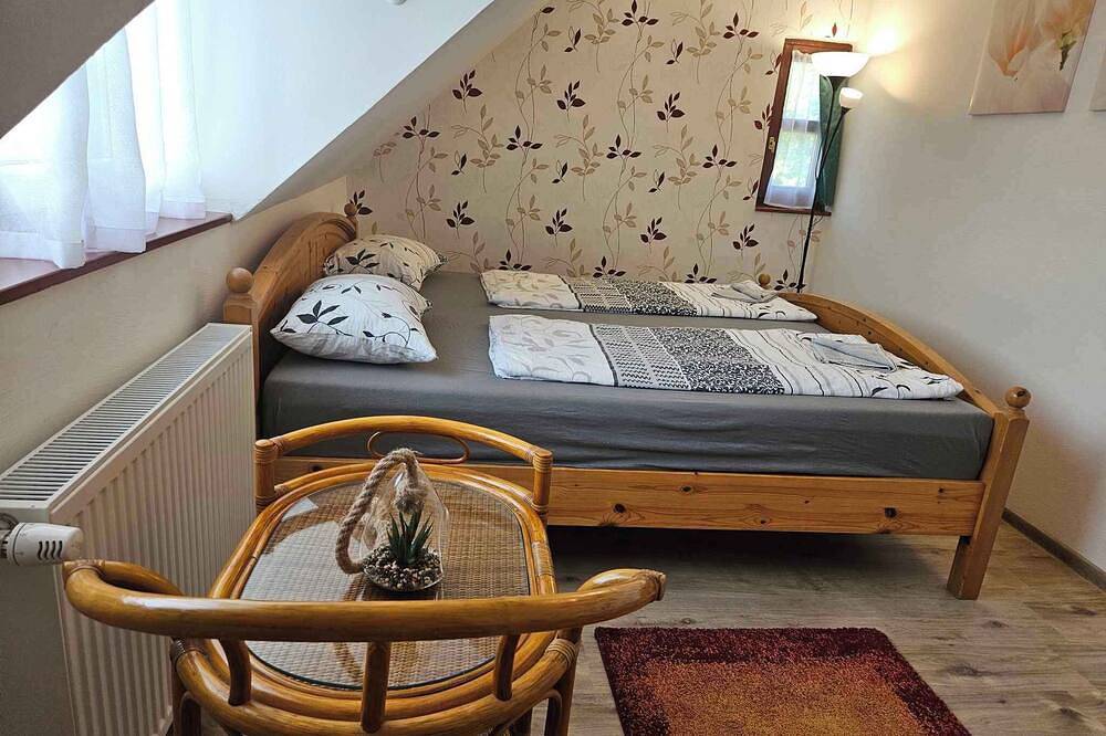 Ganze Wohnung, Ferienwohnung völlig renoviert mit Klimaanlage in Balatonakali, Balatonfüredi járás