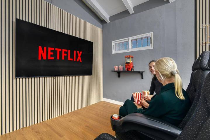 Casa rural para 11 personas, con piscina además de jardín y jacuzzi en Campo de Turia - 4