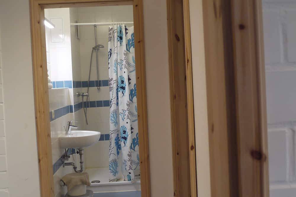 Alte Tischlerei - 2 Doppelzimmer (31) im Hinterhaus - Ferienwohnungen und Zimmer in Lassan, Stettiner Haff