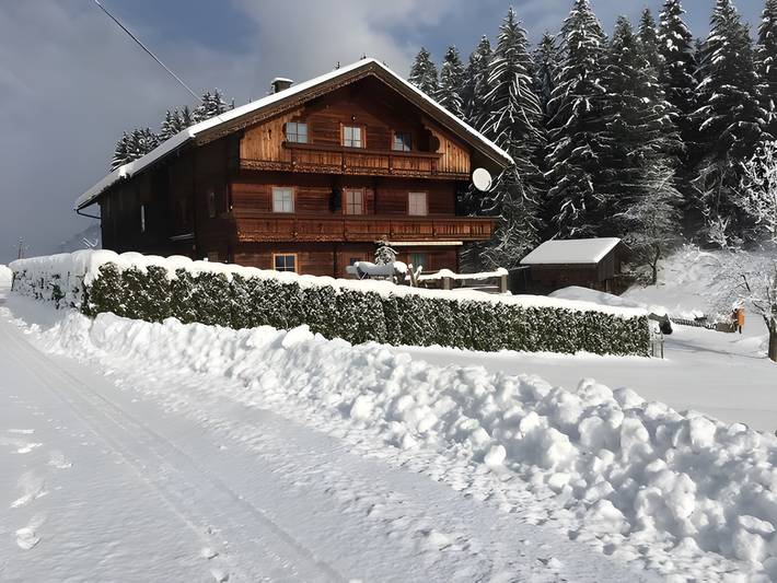 Ferienwohnung für 6 Personen, mit Balkon und Garten in Aschau im Zillertal