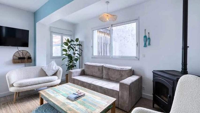 Gîte pour 10 personnes, avec Terrasse et Jardin à Saint-Trojan-les-Bains - 3