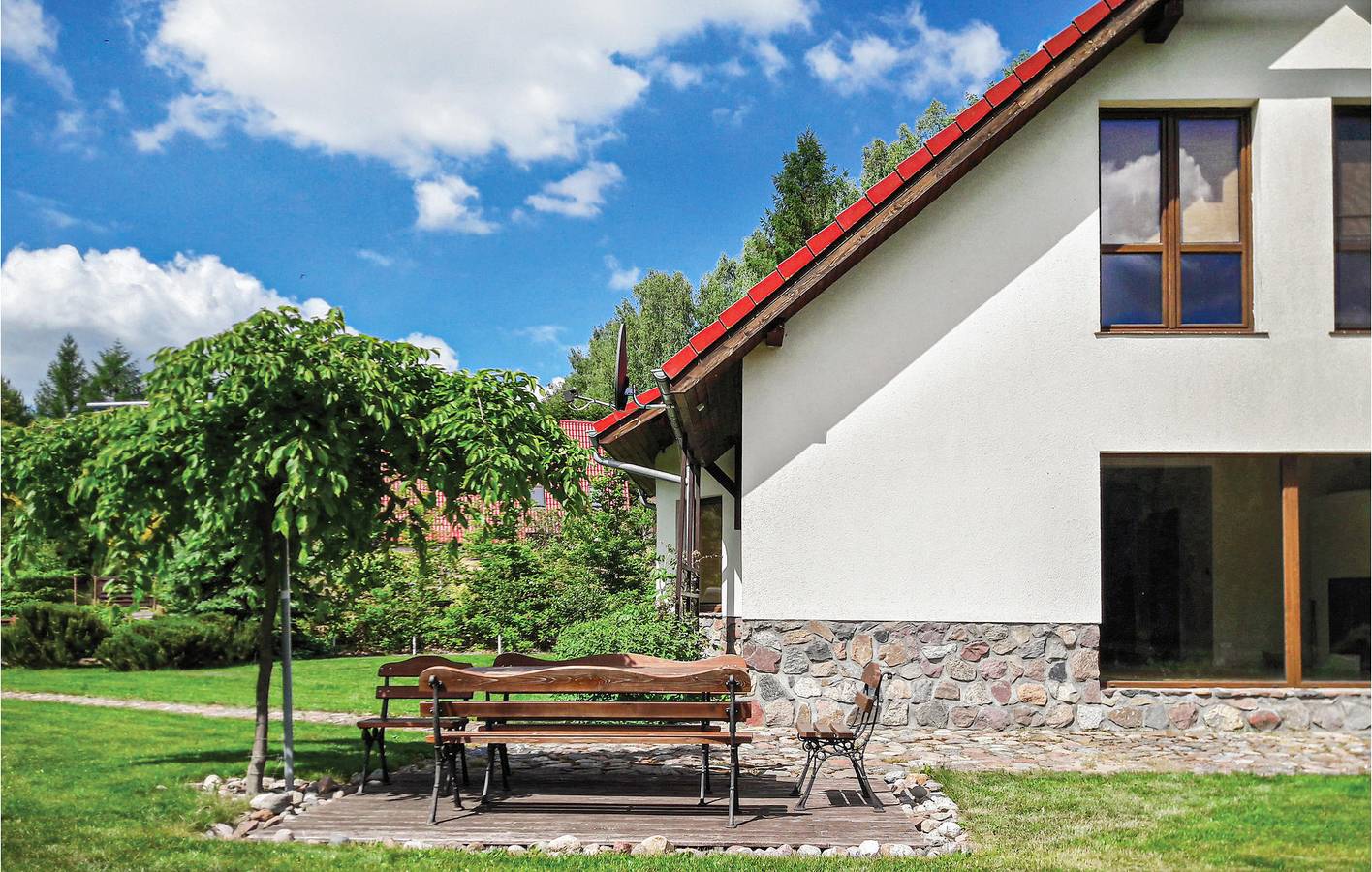 Ferienhaus für 8 Personen mit Terrasse in Powiat Olsztyński