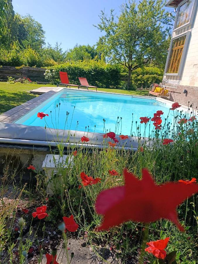 Chambre d’hôte pour 2 personnes, avec Terrasse et Jardin ainsi que Piscine et Vue dans Parc naturel régional de la Forêt d'Orient