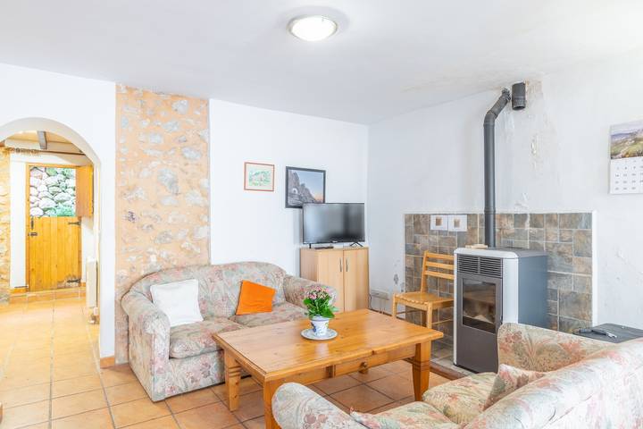 Holiday Home "Casa Serrella - Abdet" with Mountain View, Garden & Wi-Fi in Abdet, Confrides