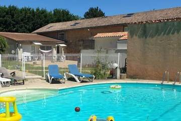 Gîte pour 5 personnes, avec jardin et balcon à Vouneuil-sous-Biard