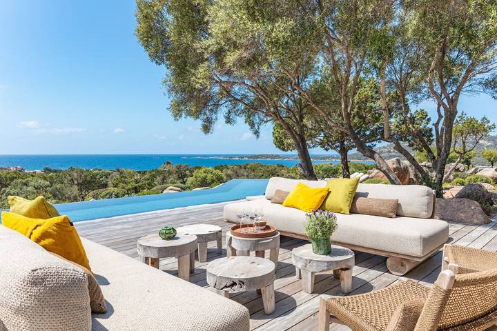 Chalet para 12 personas, con piscina además de terraza y jardín, Familias con niños - 1