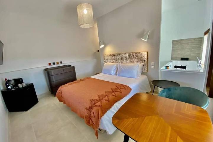 Gîte pour 2 personnes, avec jardin et piscine à Martignargues - 3
