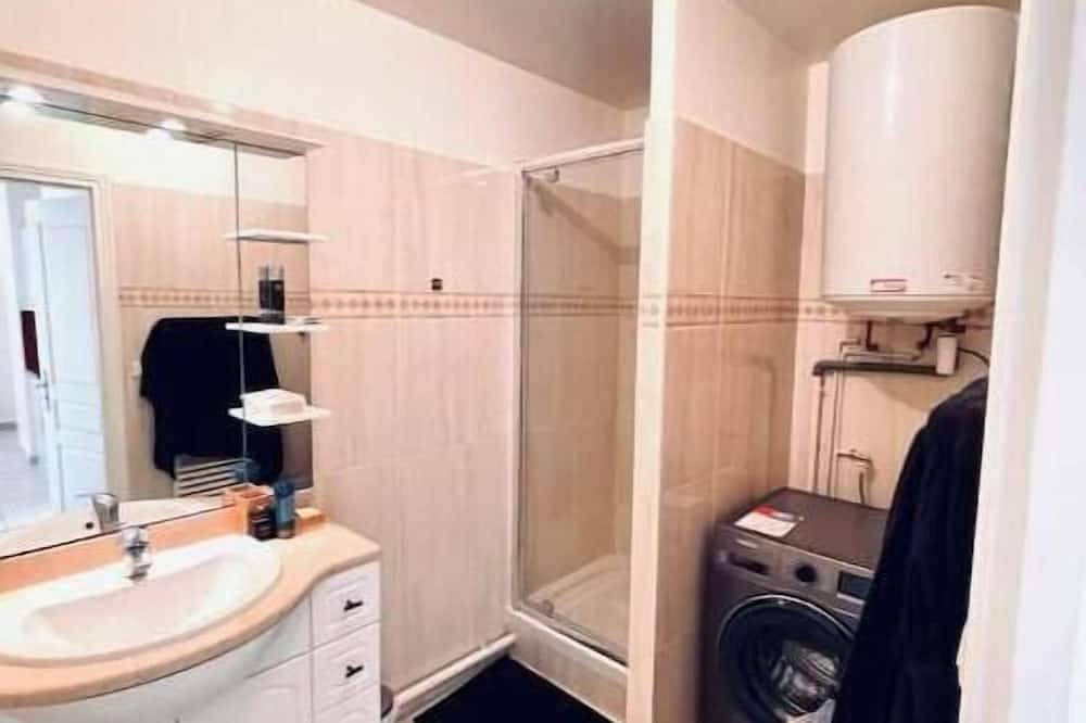 Apartamento entero, Charmant F2 Proche Orly/ Massy/ Paris Avec Parking in Longjumeau, Essonne