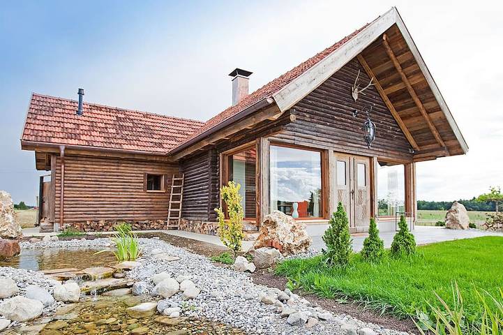 Chalet für 4 Personen, mit Garten und Sauna in Schwäbische Alb