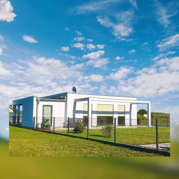 Ferienhaus für 5 Personen, mit Ausblick und Garten sowie Seeblick und Sauna in Löbnitz