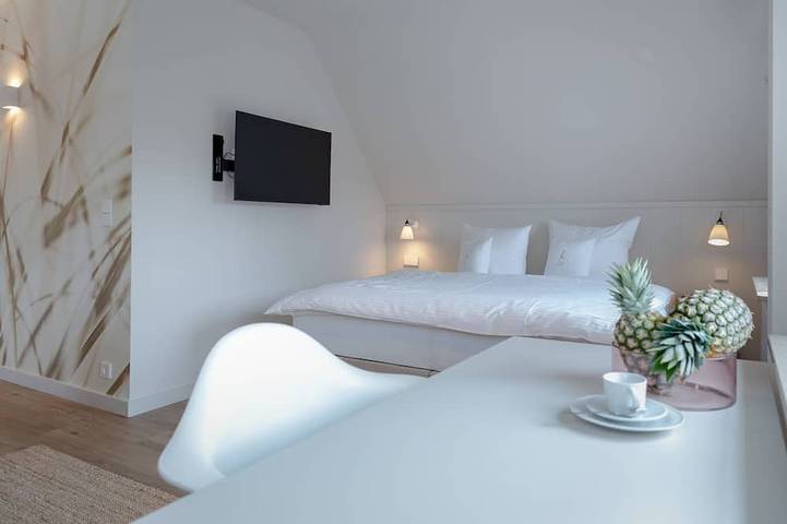 Haus Grüne Düne - Luxuriöses \"Haus Grüne Düne\" mit eigener Sauna Oase und viel in Nordfriesische Inseln (Schleswig-Holstein) (Schleswig-Holstein), Wenningstedt