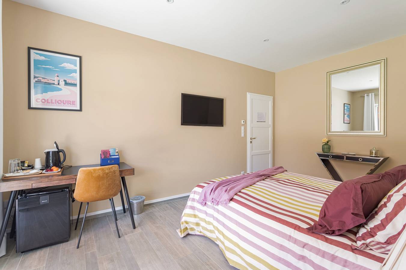 Chambre d’hôtes « Suite Madeloc » avec vue montagne, Wi-Fi et climatisation in Sorède, Côte méditerranéenne (France)