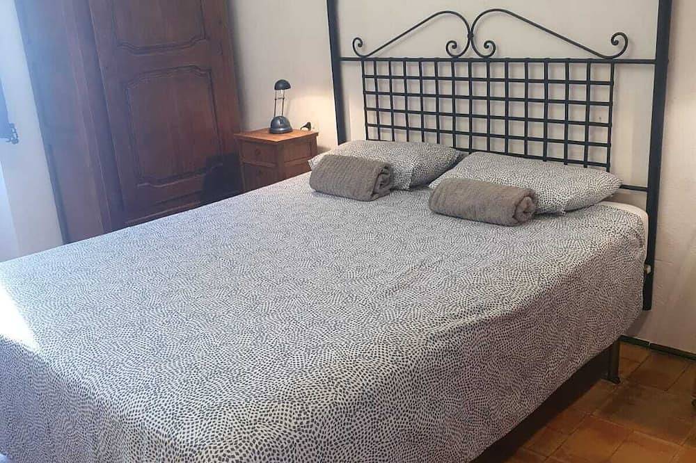 Gran Casa en Costa Brava-baix Empordà. Excelentes Vistas y Ubicación in Foixà, Lower Empordà