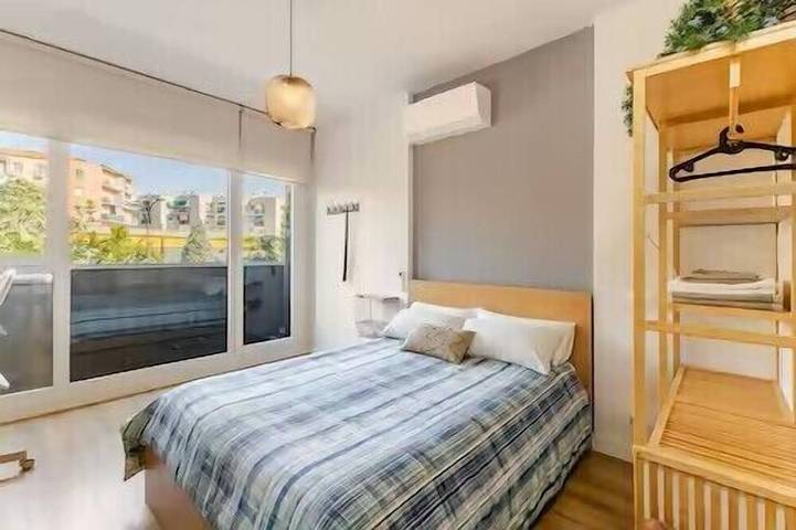 Entire apartment, Studio Europa 30 With Airco in San Sebastián de los Reyes, Área Metropolitana de Madrid